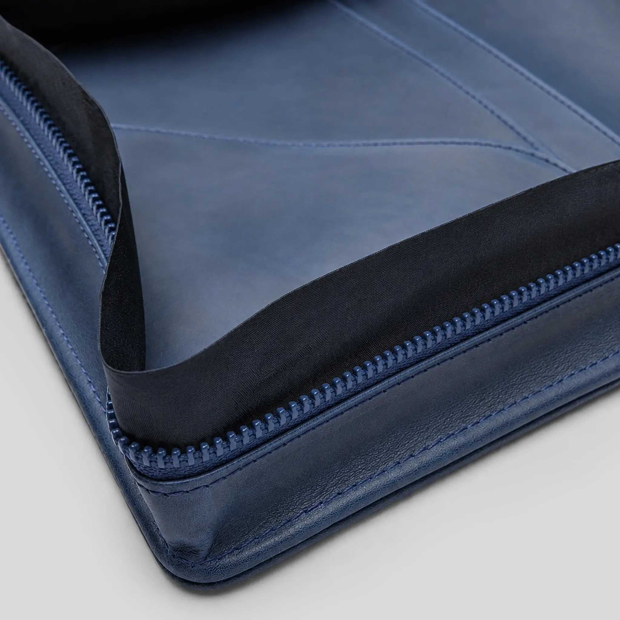 The Liturgy of the Hours, Second Edition - Premium Leather Cover (Zipper) - Image 16